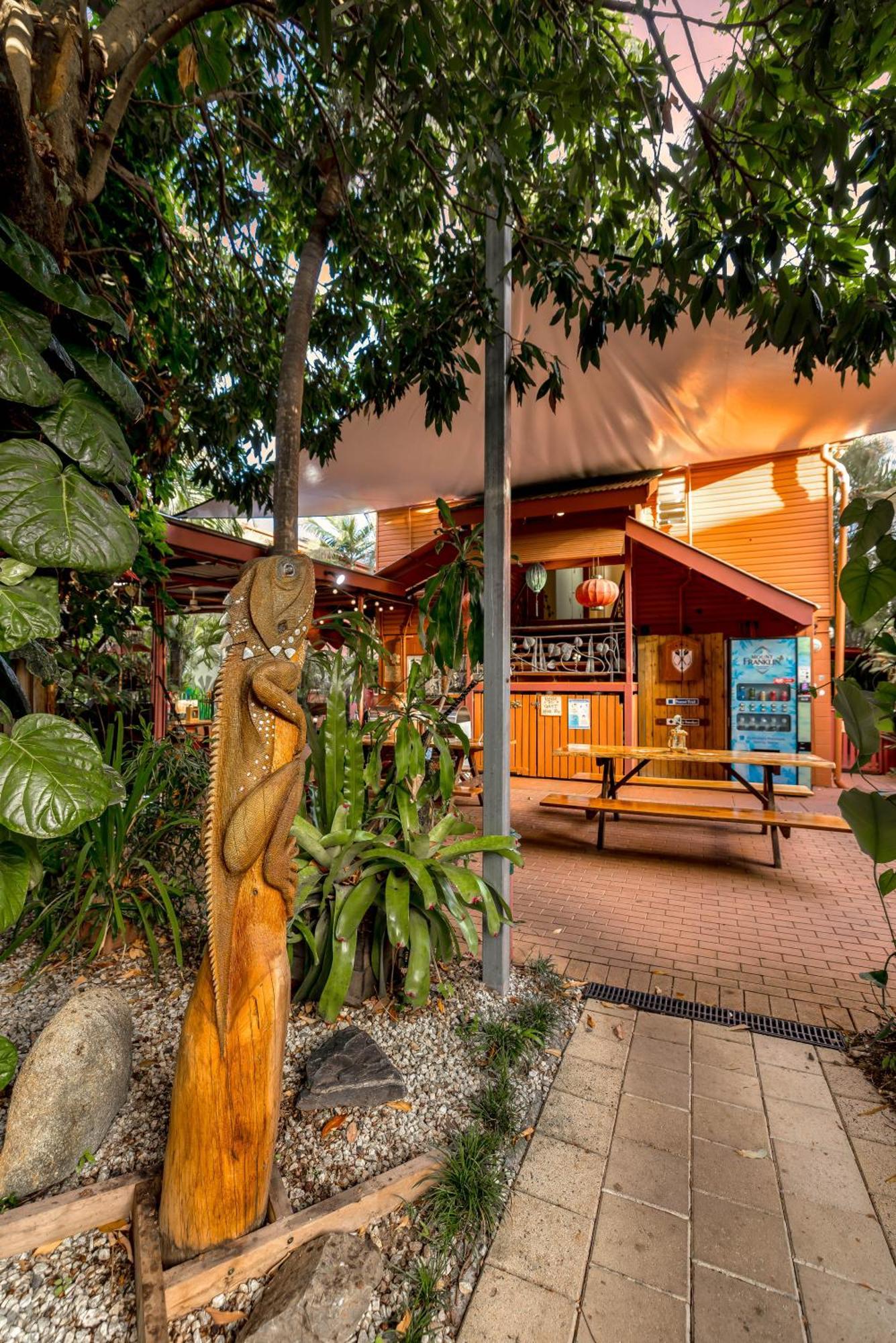 Hostel Travellers Oasis Cairns Exteriér fotografie